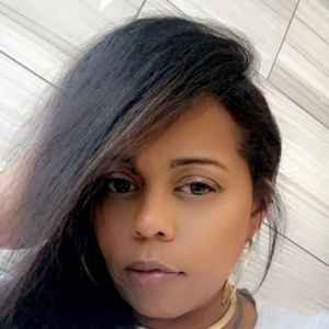 Meet your Posher, Lydia